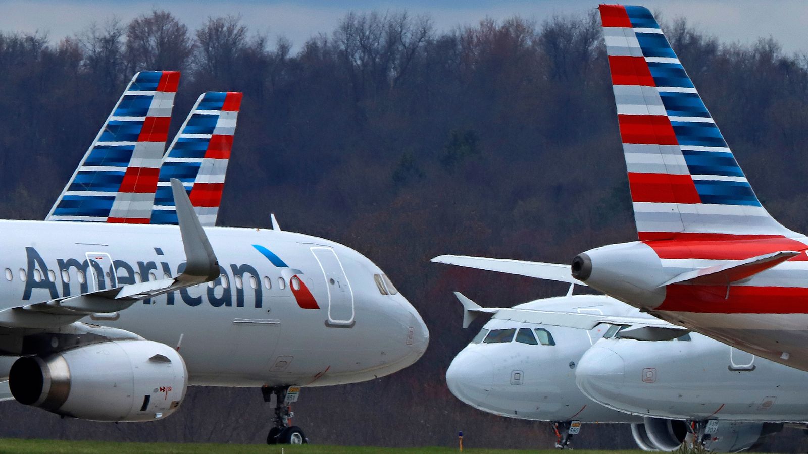Stowaway found dead in landing gear of American Airlines plane