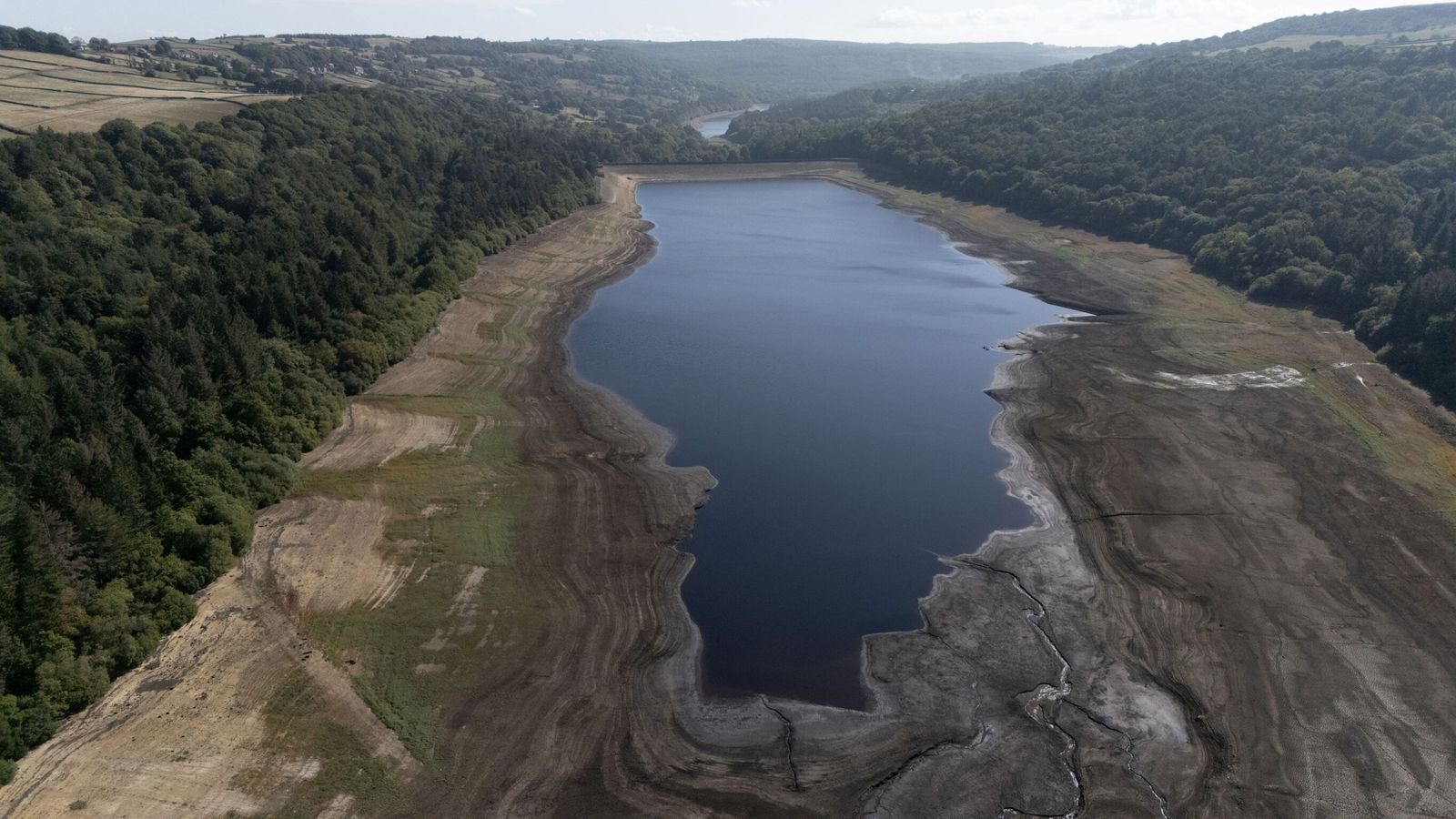 Proposals to flush your loo with rainwater to battle England's drought - and unblock new homes