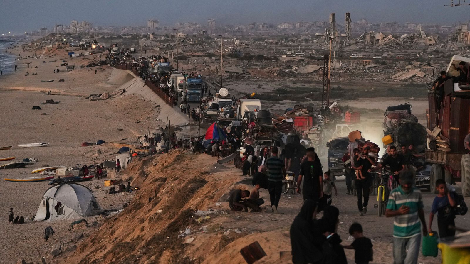 Pressure mounts on PM to raise Israel's Gaza offensive with Trump