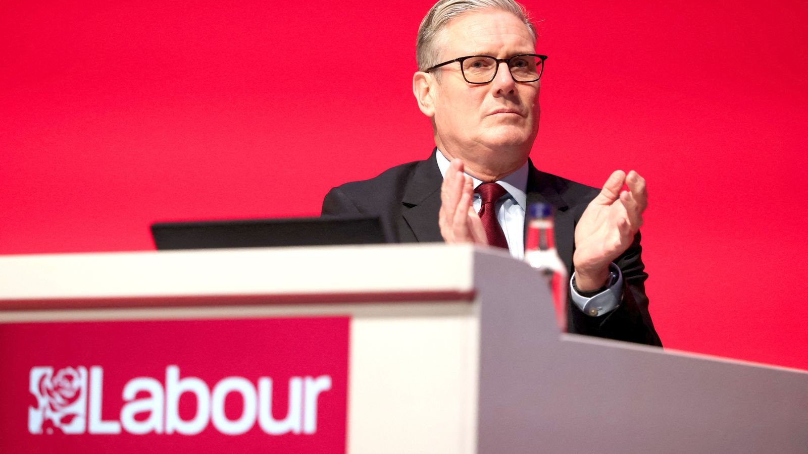 Starmer to pit Labour against Reform in conference closing speech