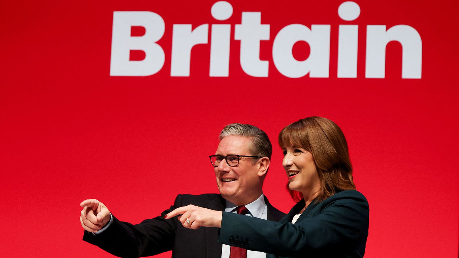 PM dismisses calls for investigation into Reeves over rental 'mistake'