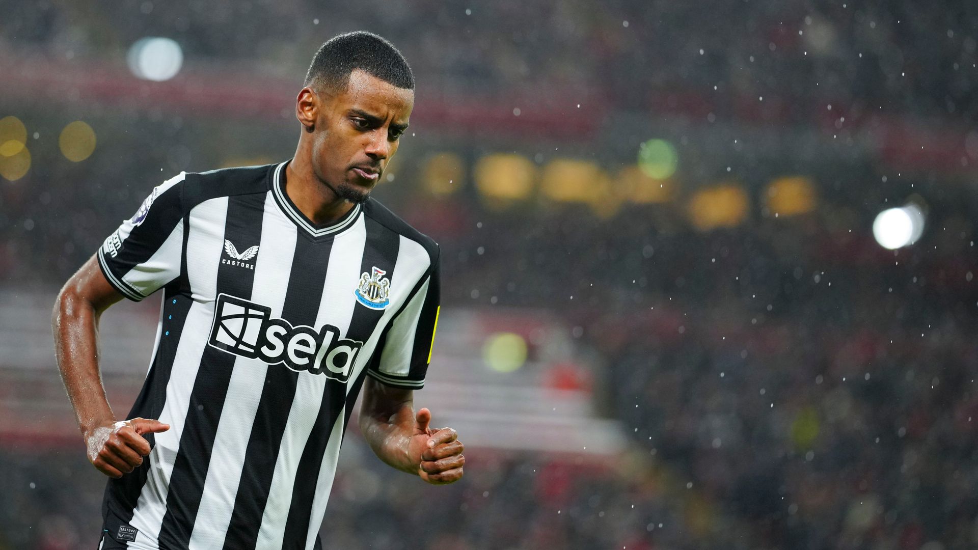 <a href='https://www.skysports.com/transfer-centre'>Transfer deadline day live: Isak set for record &#163;125m move to Liverpool</a>