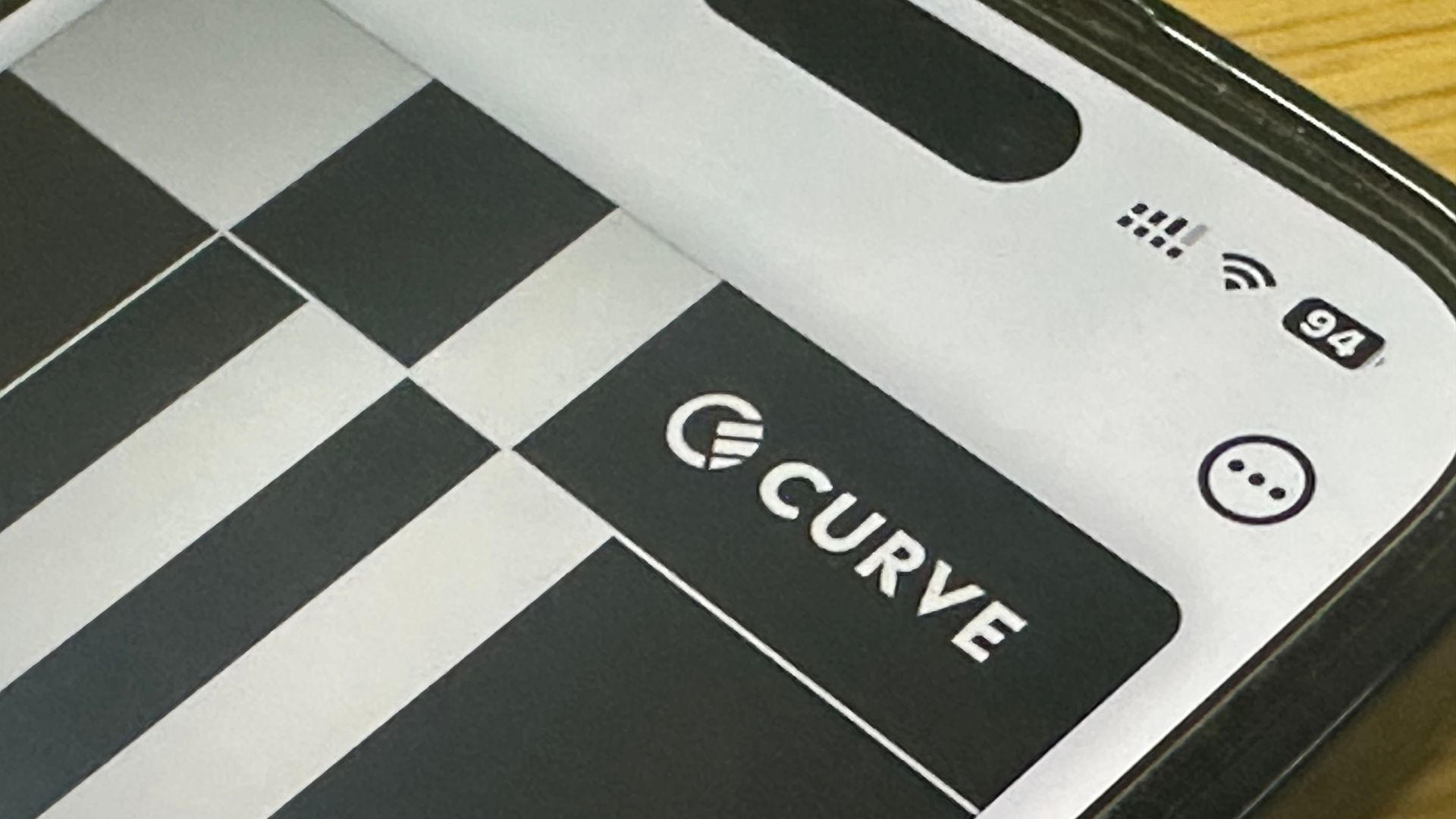 Curve set for investor showdown over £120m Lloyds sale