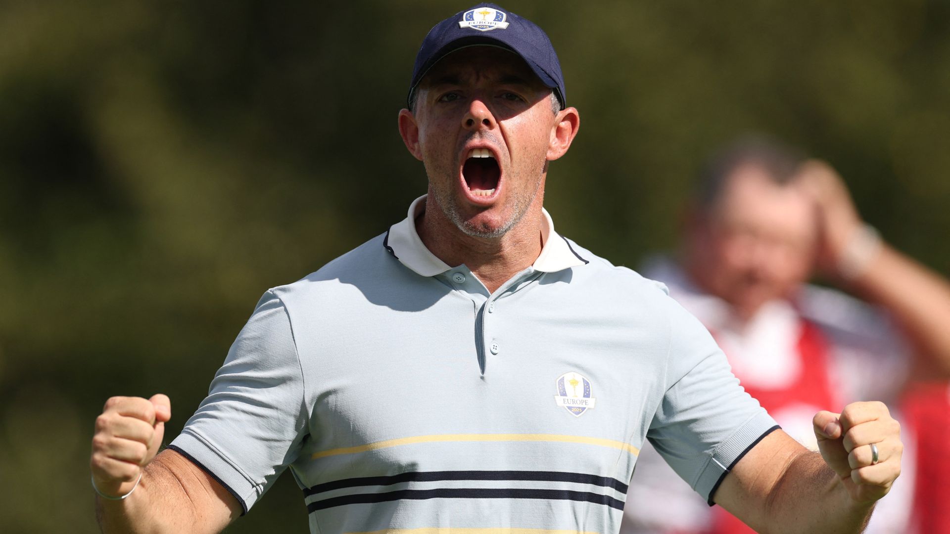 <a href='https://www.skysports.com/golf/live-blog/12176/13436296/ryder-cup-2025-live-latest-scores-news-updates-highlights-as-team-usa-face-team-europe-at-bethpage-black-in-new-york'>Ryder Cup 2025: Europe soar into early lead vs USA</a>