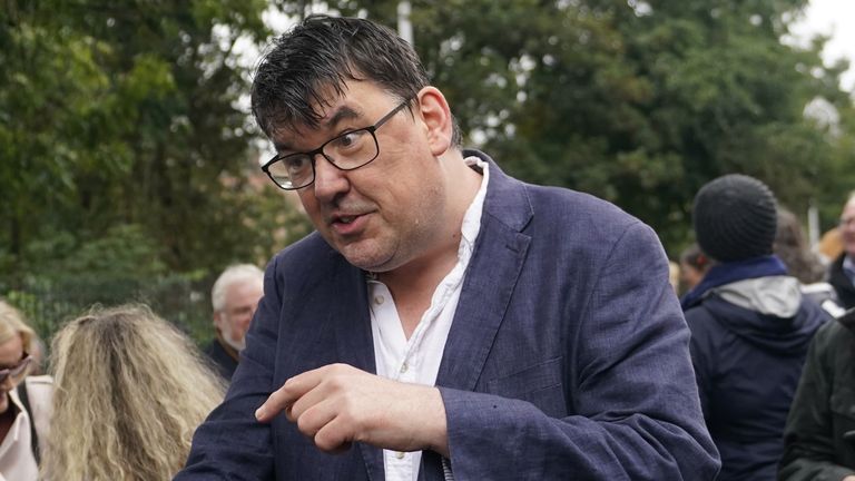 Graham Linehan fue arrestado por publicar en X sus opiniones sobre los derechos de las personas trans. Foto de archivo: PA