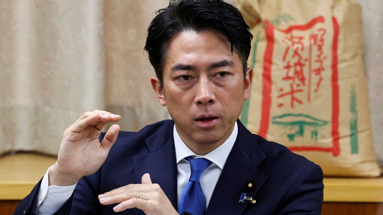 Shigeru Ishiba zrezygnował po spotkaniu z kolegą Shinjiro Koizumi w sobotę. Plik Pic: Reuters