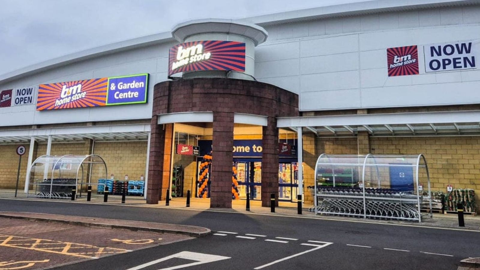 B&M shares plunge as accounting blunder dents profits