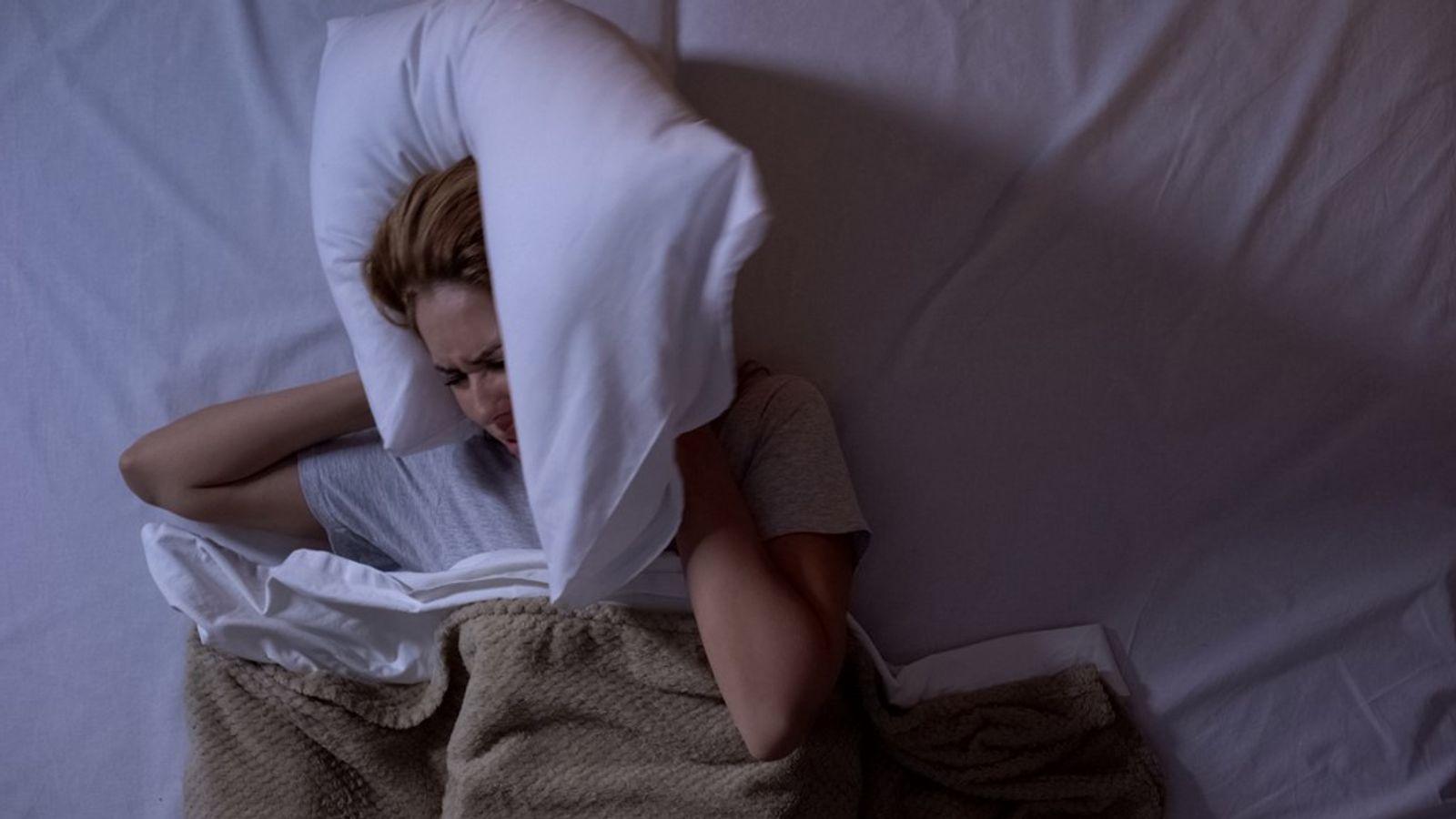 How to spot a nightmare neighbour before you buy a house