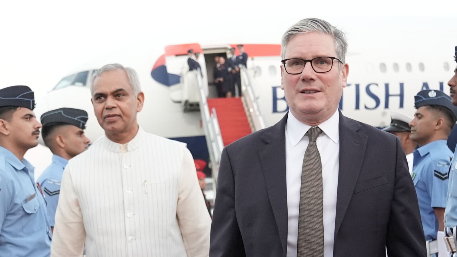 UK won't give more visas to Indian workers, says PM