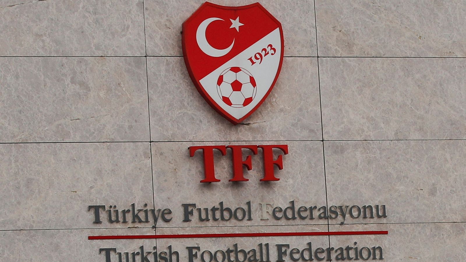 More than 150 referees investigated in Turkish betting scandal More than 150 referees investigated in Turkish betting scandal