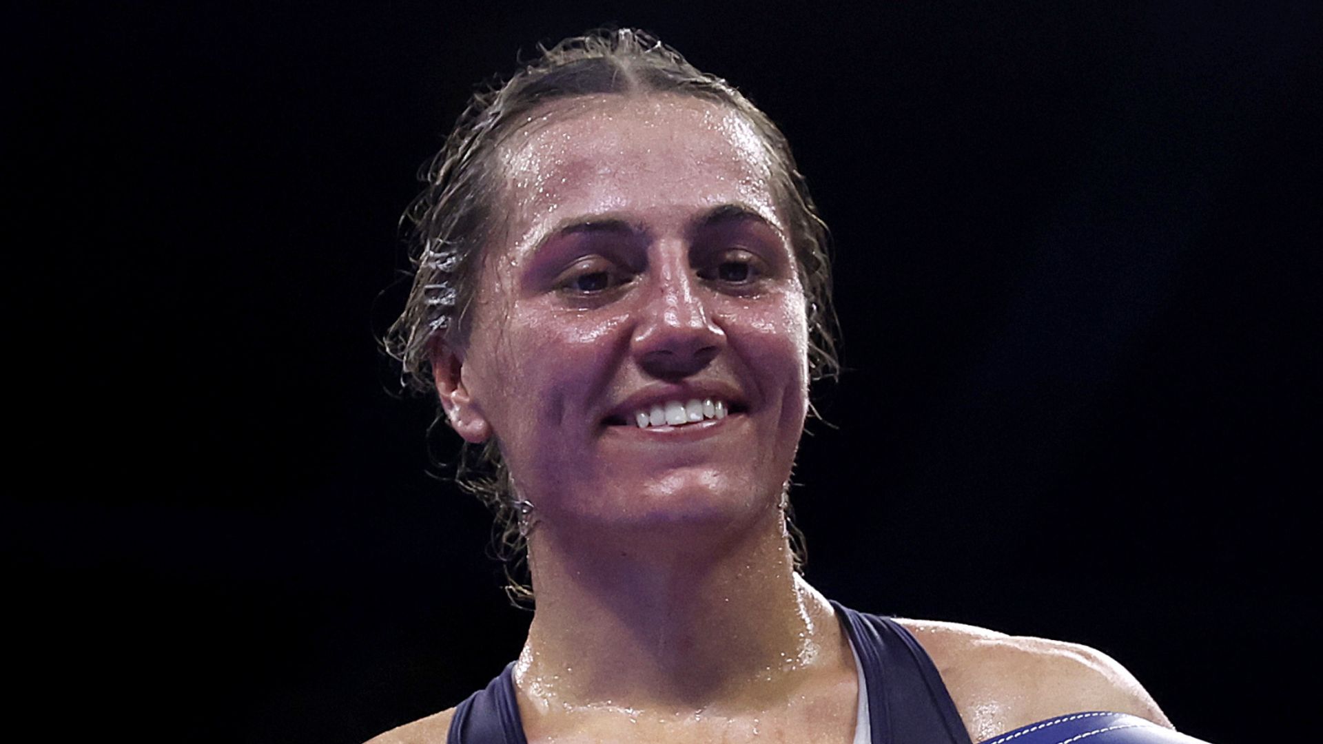 Scotney out of first featherweight world title fight