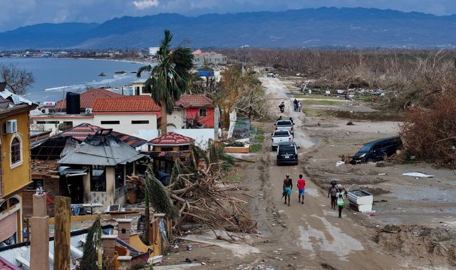 Hurricane Melissa: First charter flight to bring Britons back from Jamaica due to take off