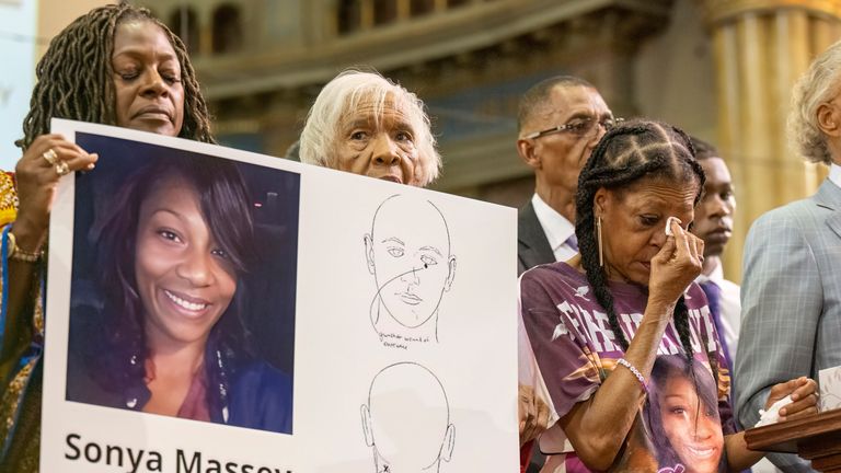 Śmierć Sonyi Massey wywołała oburzenie. Zdjęcie: Tyler Pasciak LaRiviere/Chicago Sun-Times za pośrednictwem AP