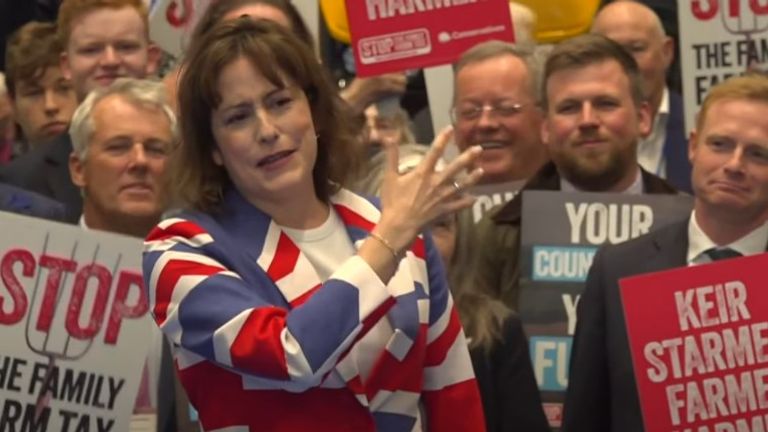 Victoria Atkins powiedziała, że ​​Jilly Cooper jest „mistrzem wsi”