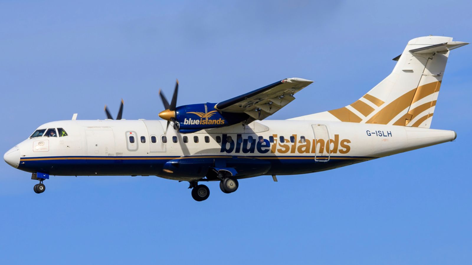 Blue Islands: Airline suspends operations, cancelling all flights