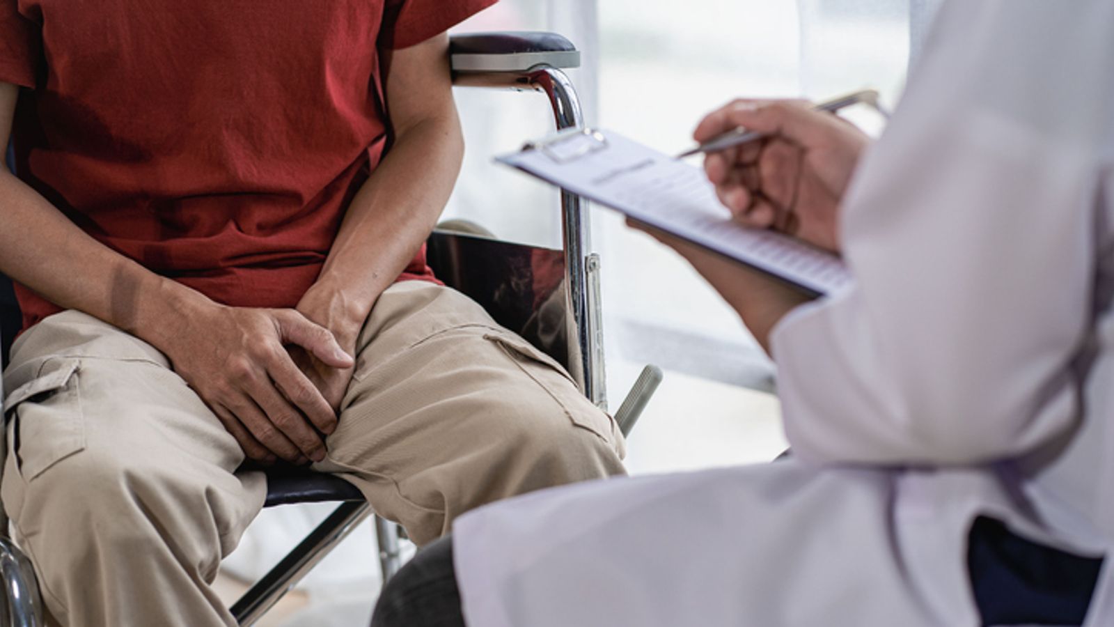 Prostate cancer treatment with potential for fewer side effects to be trialled in UK