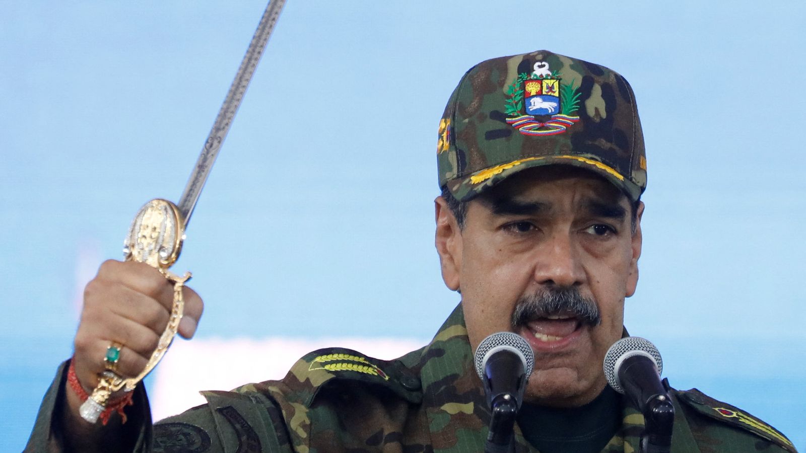 Venezuela: Maduro brandishes sword and vows to defy any US attempt to overthrow his government 