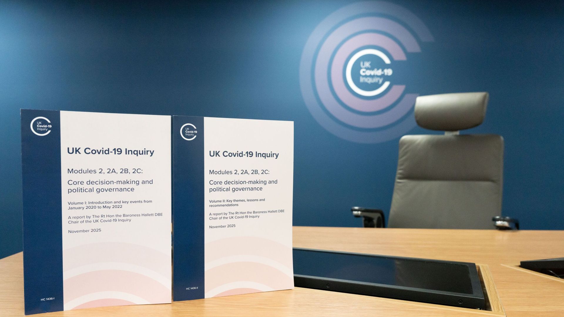 Preiskava o COVID-19: Odziv britanske vlade kaotičen, vse štiri vlade Združenega kraljestva podcenile grožnjo