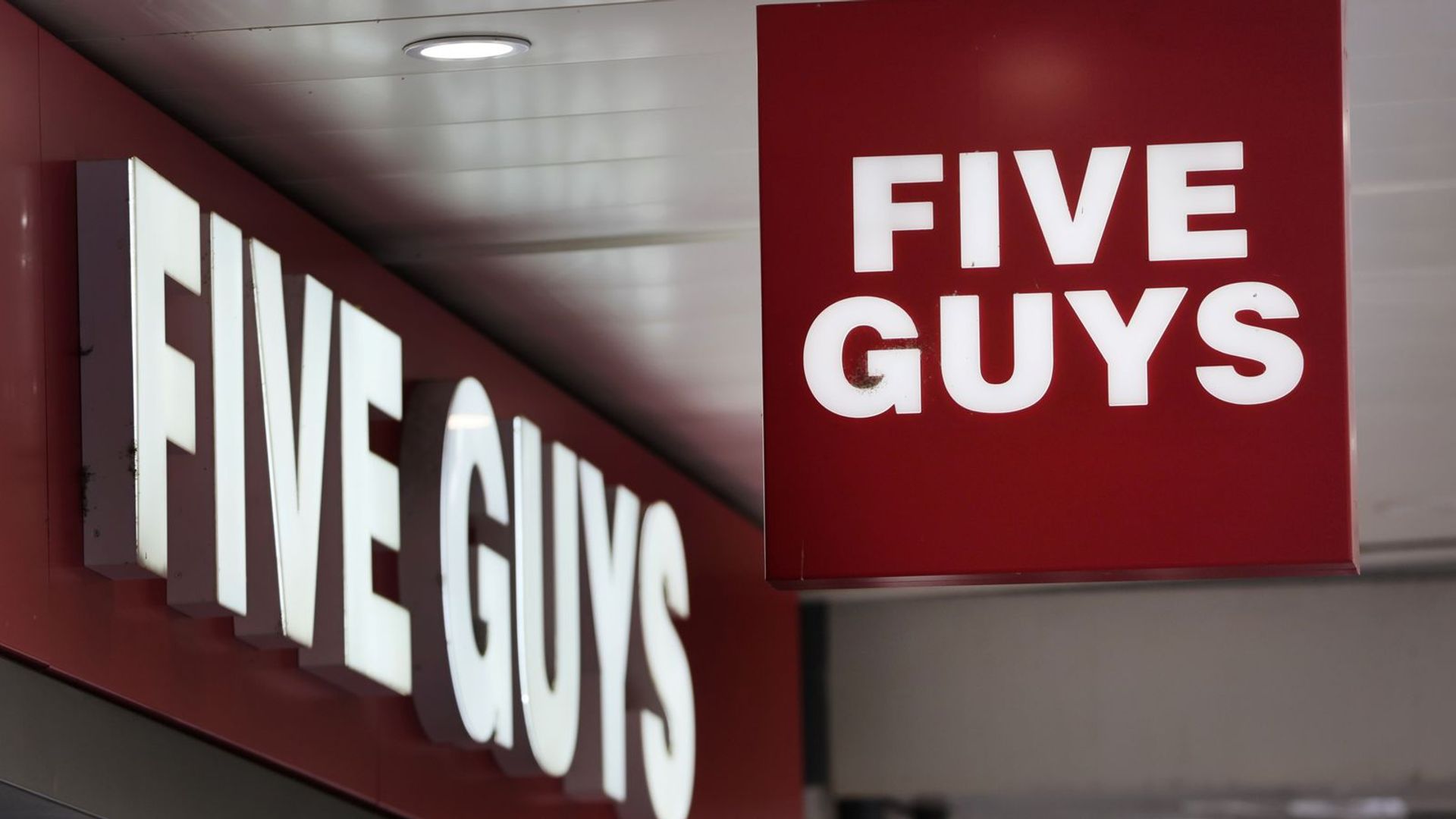 Burger chain Five Guys hunts new investor to flip stake