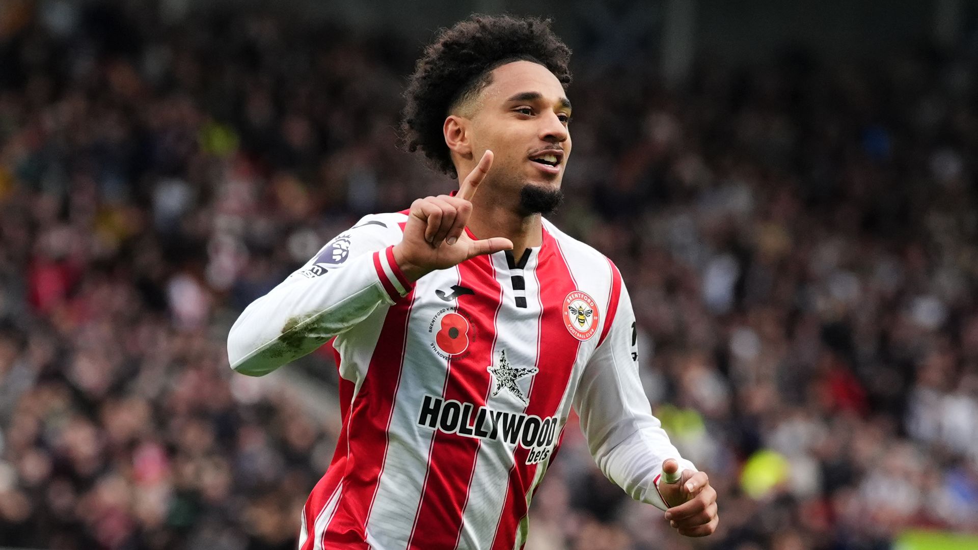 Brentford hold Schade contract talks as Arsenal, Liverpool track Germany winger