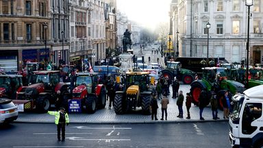 Farmers lining up with tractors become common in Westminster in 2025. Photo: Reuters