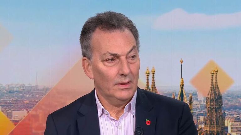 Former BBC Newsnight Presenter Mark Urban analyses the latest row around the BBC