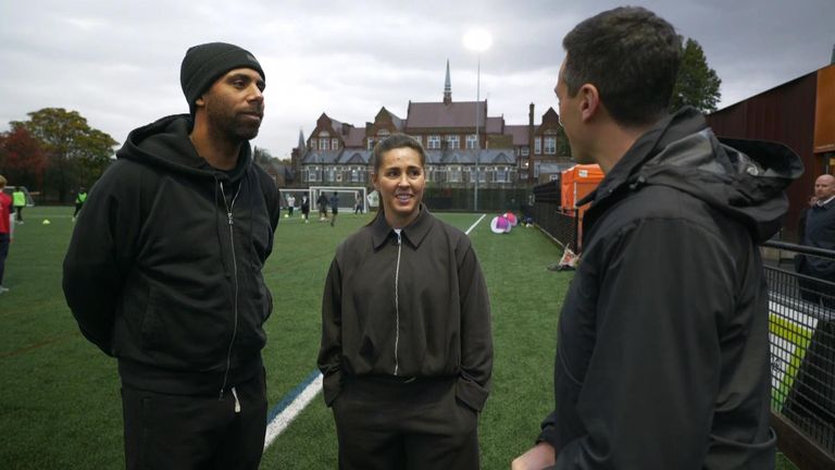 Fara Williams daha fazla taban fonunun hayati önem taşıdığını söylüyor