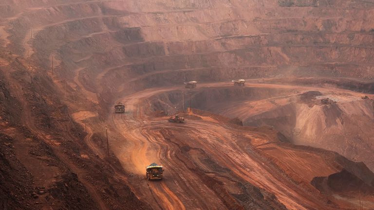 A mineração é uma indústria lucrativa na Amazônia. Foto: Reuters