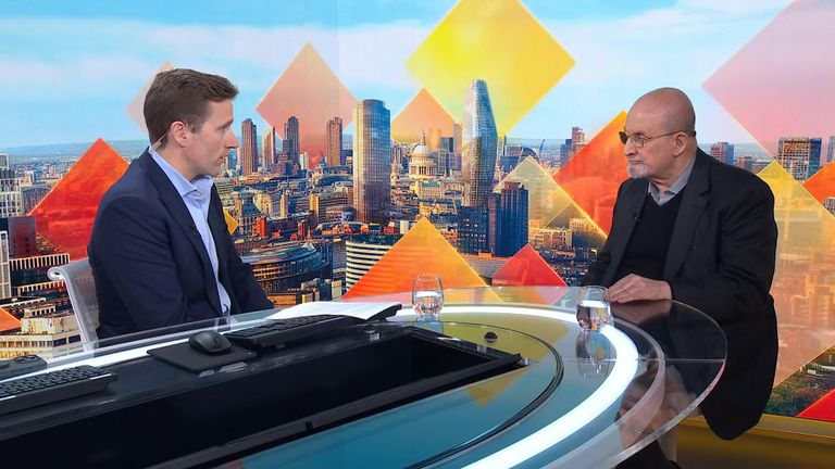 Wywiad z Sir Salmanem przeprowadzonym przez głównego prezentera Sky News Wilfreda Frosta