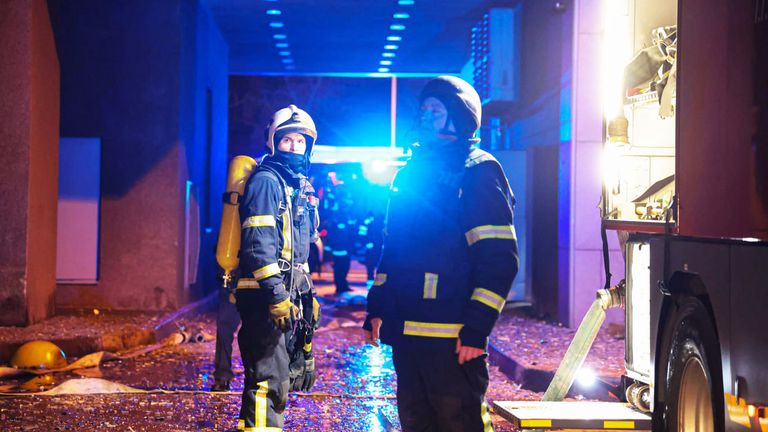 Salı gününün erken saatlerinde drone saldırıları Kiev'i sarstı. Resim: Ukrayna acil servisleri/Telegram