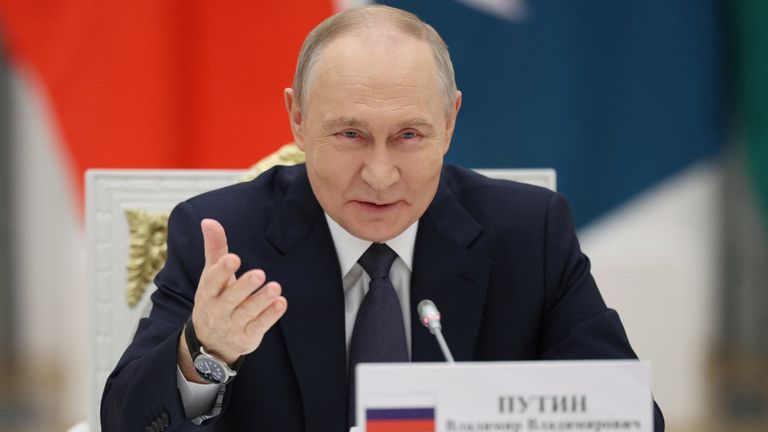 Vladimir Putin. Resim: Reuters
