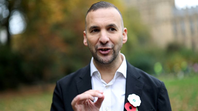 Polanski henüz milletvekili bile değil ve burada durmamaya karar verdi. Resim: Reuters