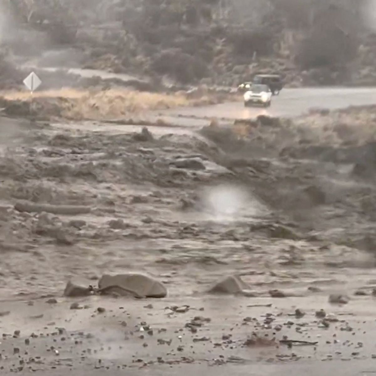 'Life-threatening' atmospheric river storm causes floods in California ...