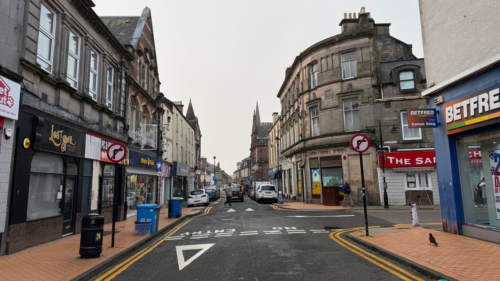 Scotland's 'most boring town' Alloa was once the 'beating heart of the ...
