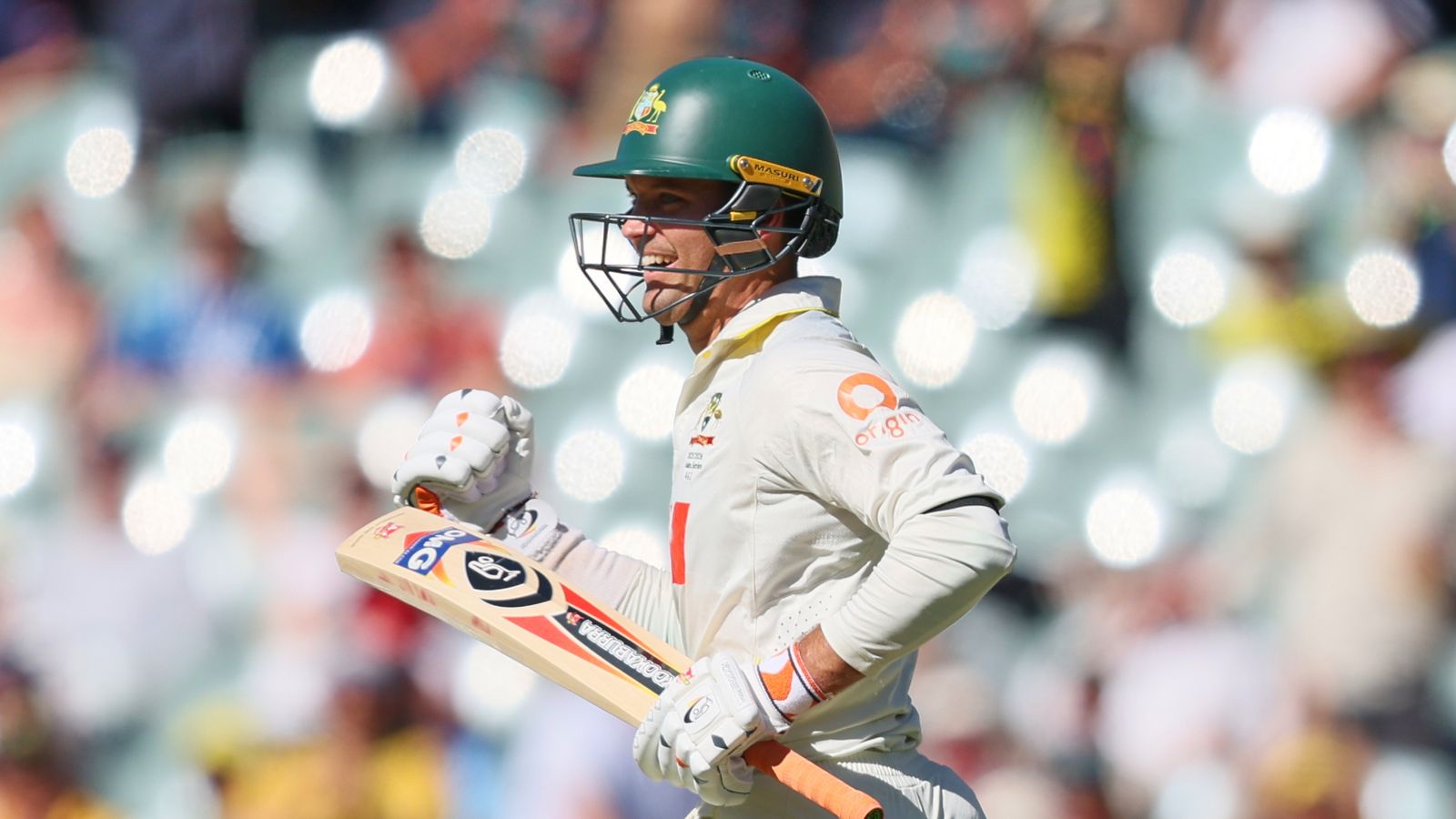 Ashes controversy as Snicko operator error denies England crucial Alex Carey wicket