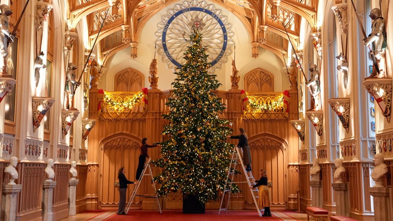 Christmas latest | Celebrations under way in UK – as King and Royal Family prepare for Sandringham service | UK News   news.sky.com