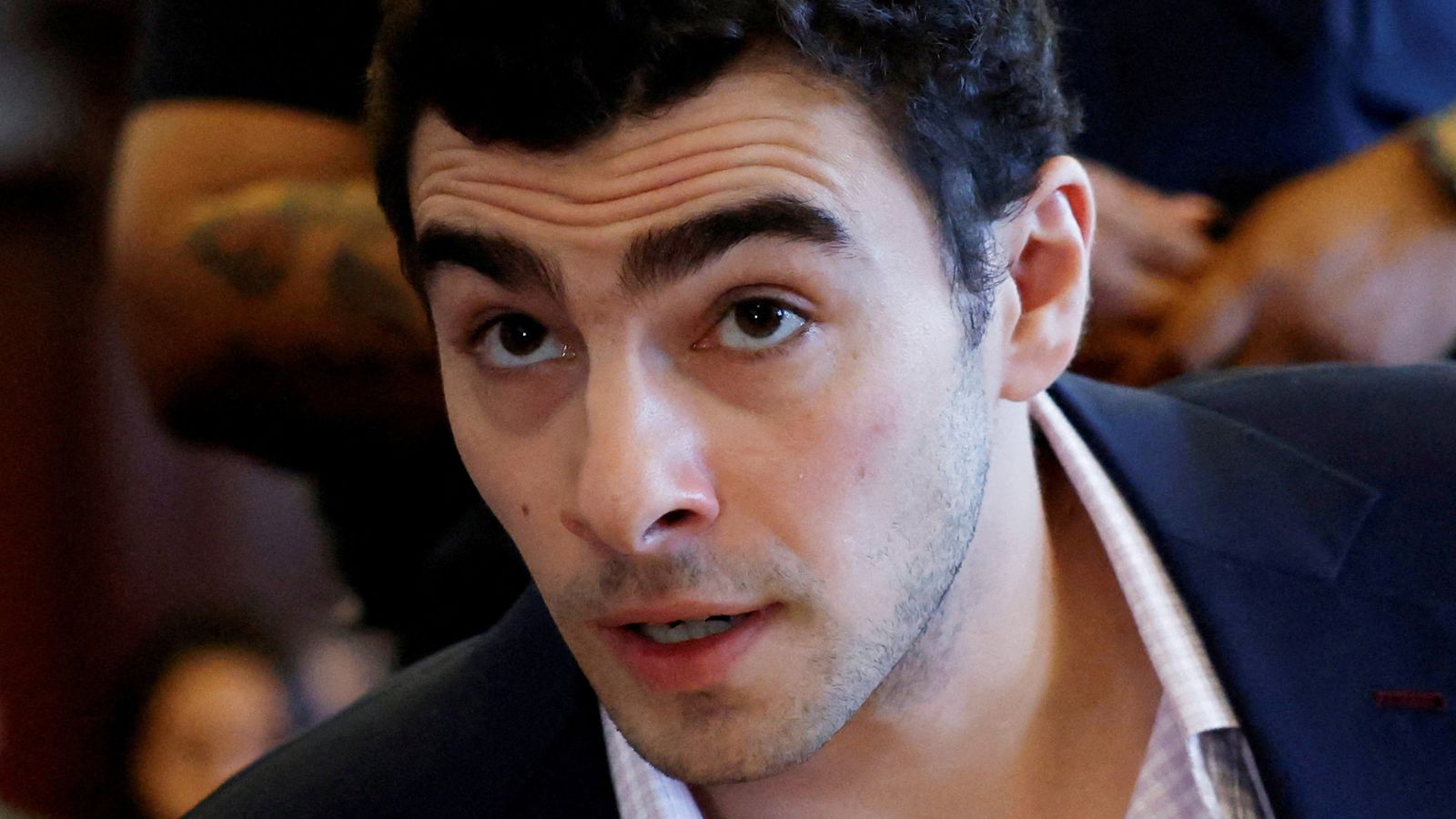 'Pluck eyebrows': Luigi Mangione's notes to himself revealed