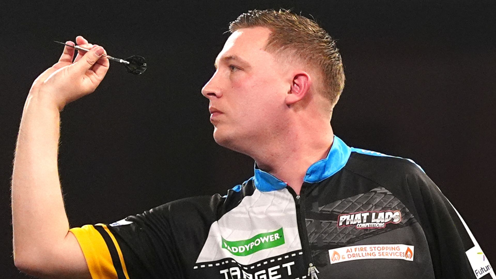 Dobey wins Players Championship 32 as Van Gerwen struggles