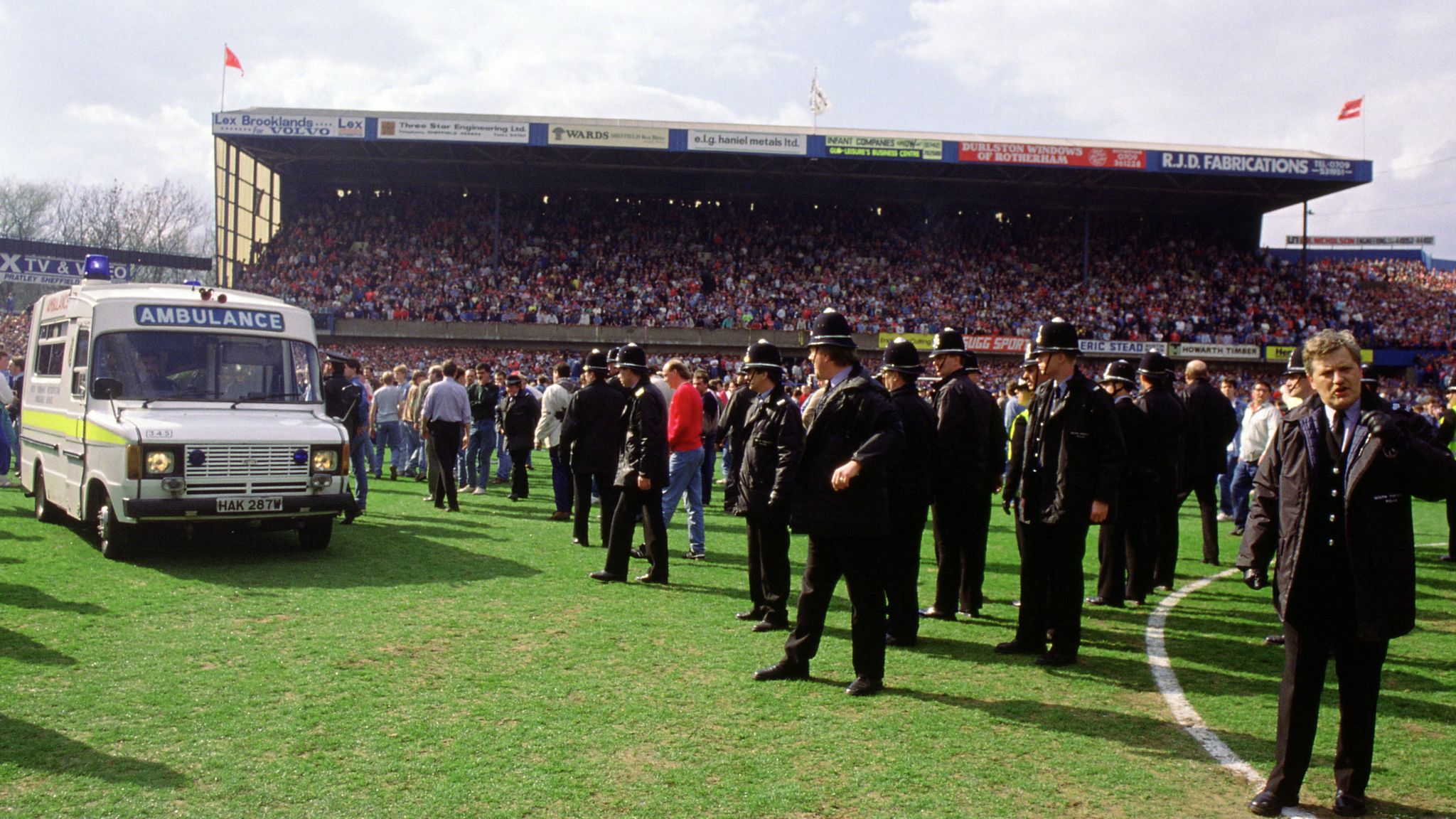 Hillsborough report finds police guilty of #39 complacency failure and