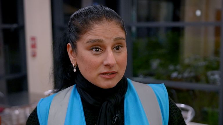 Volunteer Shabana Yunas says the situation is 'getting worse' and 'it is dangerous'