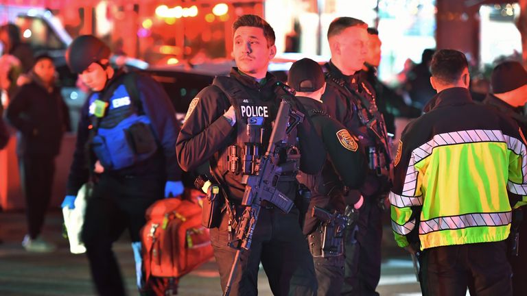 Polis olay yerinde. Resim: AP