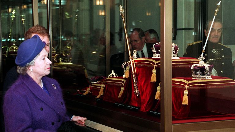 Queen Elizabeth at the opening of the Jewel House in 1994. Pic: Reuters