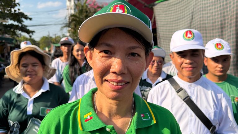 San San Htay, candidato do Partido de Solidariedade e Desenvolvimento da União de Mianmar