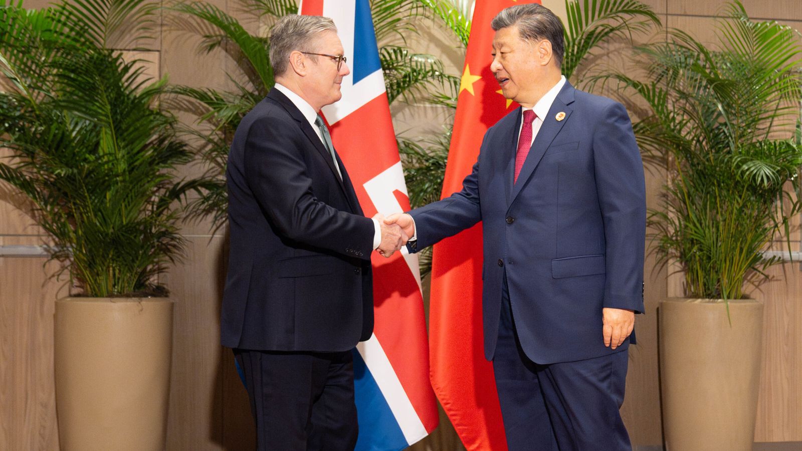 Premier Sir Keir Starmer in China: wat ligt er op tafel? | Brits nieuws