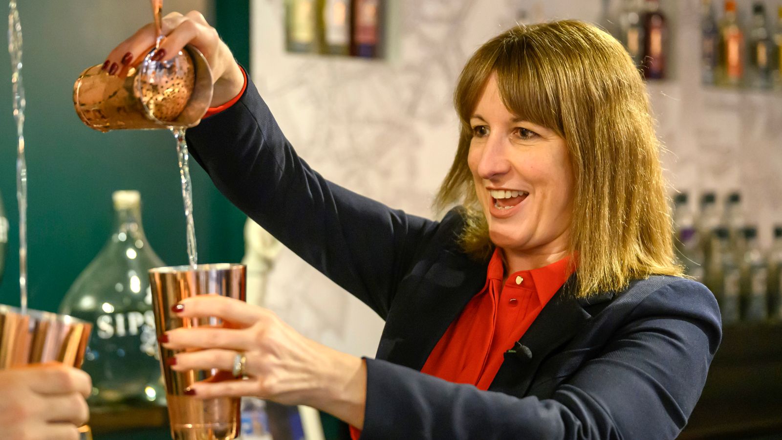 Pubs and music venues to be handed business rates relief after government U-turn