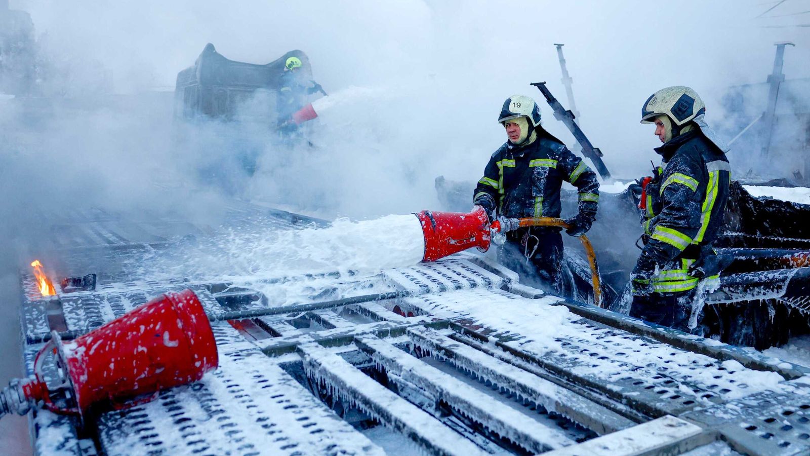 ‘Barbaarse’ aanval op de grootste steden van Oekraïne tijdens vredesbesprekingen: verdere onderhandelingen verwacht ‘al volgende week’ | Nieuws uit de wereld