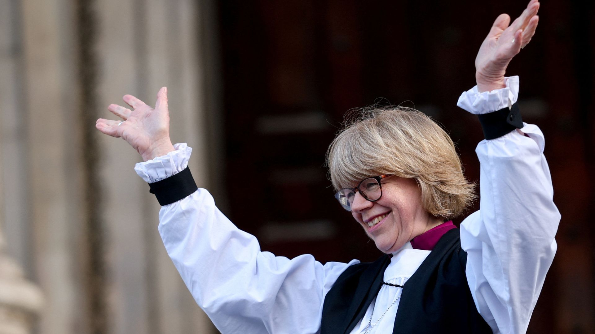 First female Archbishop of Canterbury to be enthroned in 'unimaginable' moment