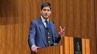 FILE PHOTO: Former U.S. Federal Reserve Governor Kevin Warsh speaks during a monetary policy conference at Stanford University’s Hoover Inst