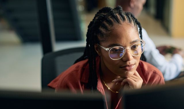 UK rolls out free AI training, but will it save your job?