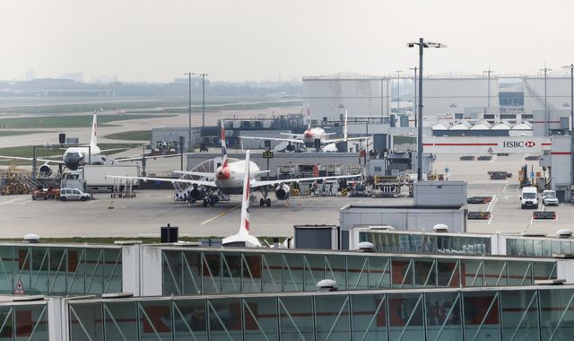 UK-Middle East flights disrupted - as Dubai and Doha airports suspend services